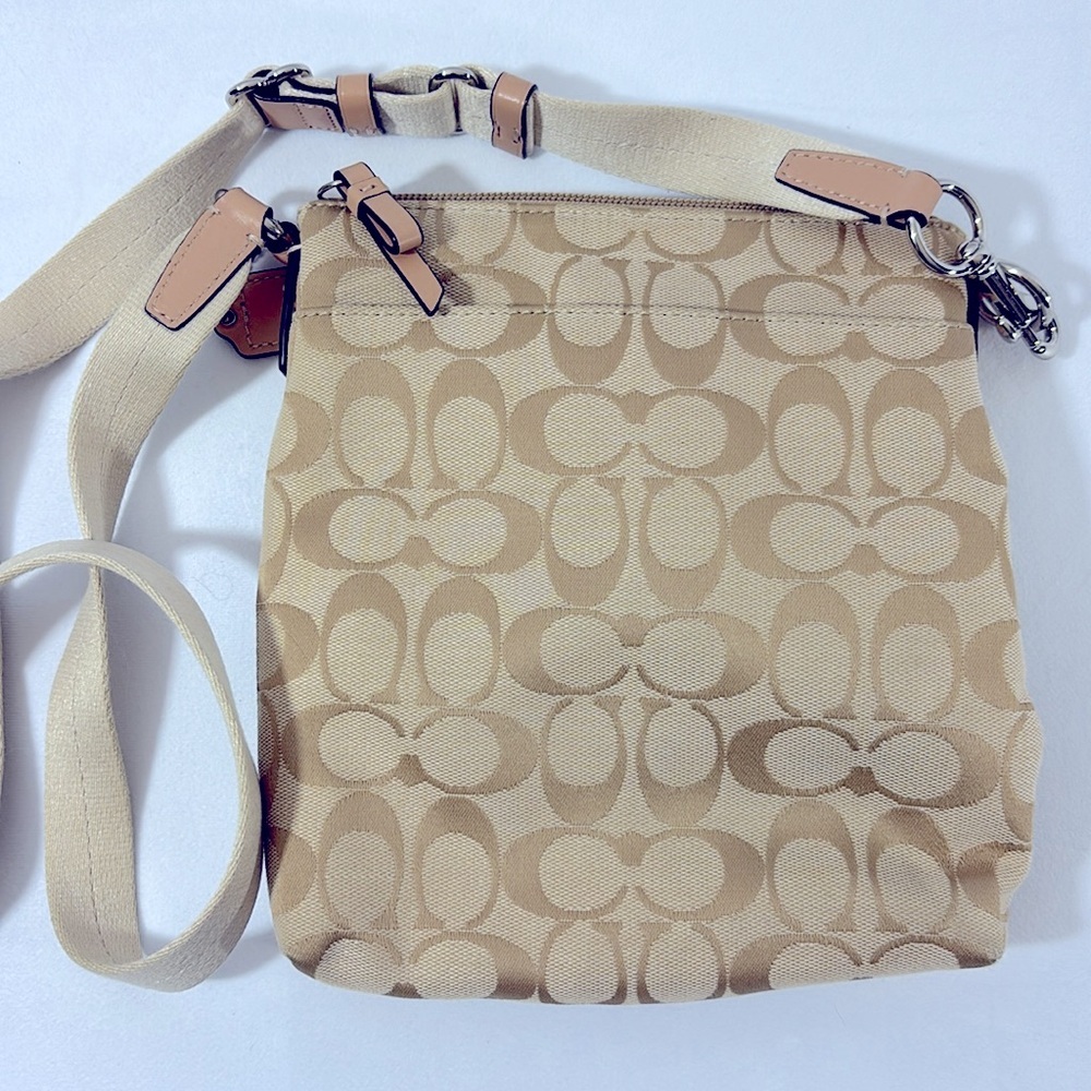 Coach Signature Stripe Crossbody Vintage Bag ** - Picture 4 of 11